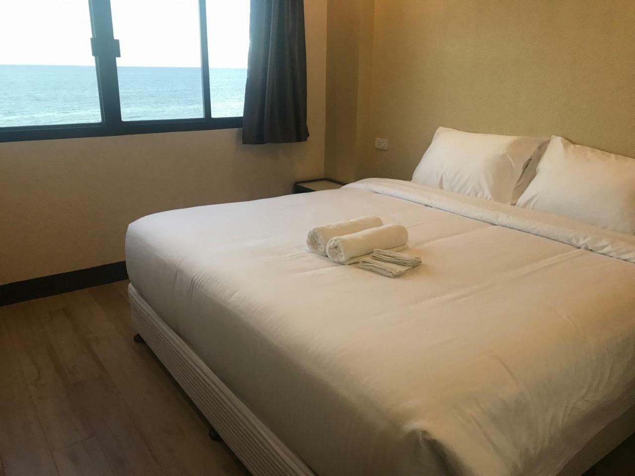 Babylon Oslob Coast Guesthouse Kültér fotó