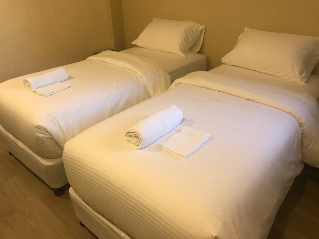 Babylon Oslob Coast Guesthouse Kültér fotó