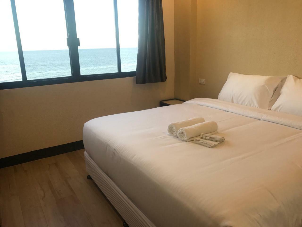Babylon Oslob Coast Guesthouse Kültér fotó