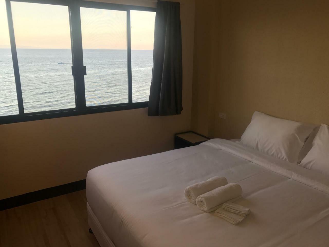 Babylon Oslob Coast Guesthouse Kültér fotó